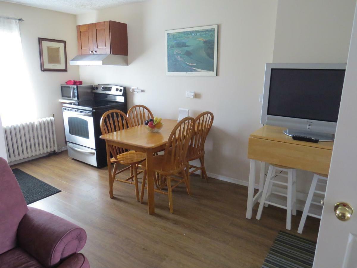 Burns Lake Bed And Breakfast Екстер'єр фото
