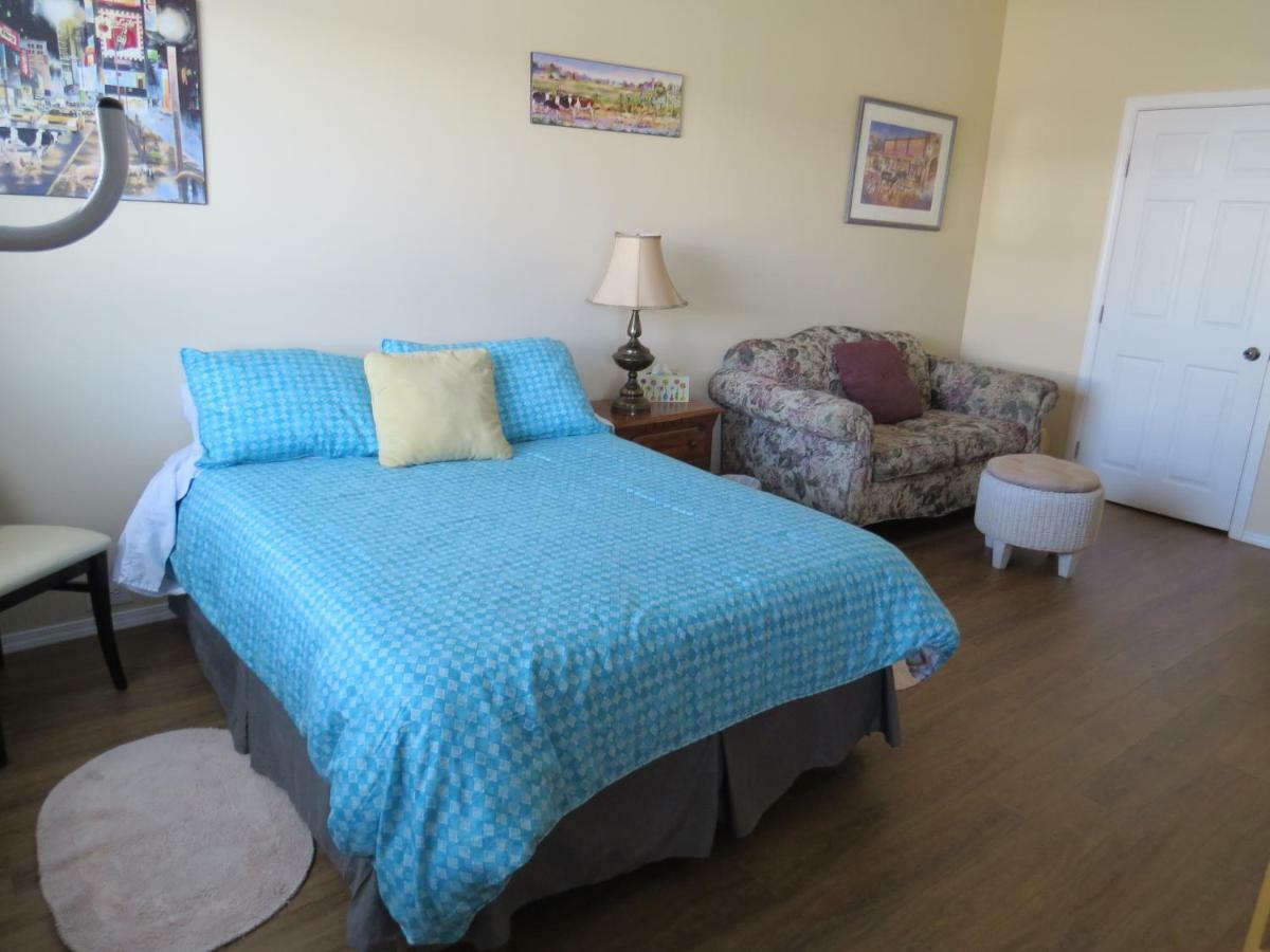 Burns Lake Bed And Breakfast Екстер'єр фото