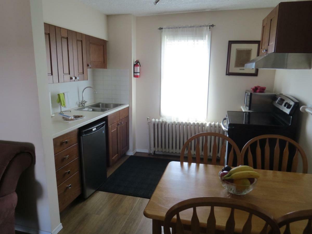 Burns Lake Bed And Breakfast Екстер'єр фото